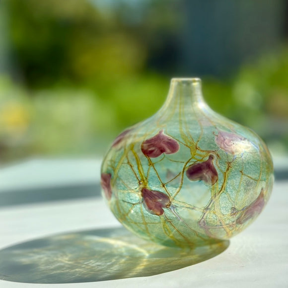 “Ecuador” Round Bud Vase