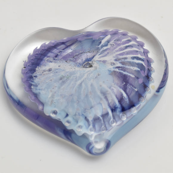 Lilac and White Heart Paperweight xii
