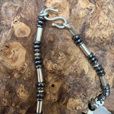 “Magpie” Glass Bead and Silver Necklace i 46cm